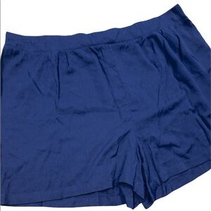 Forever 21 size 2X Royal blue shorts